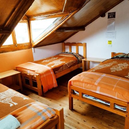 Hostal Taita Cristobal Isinlivi Екстериор снимка
