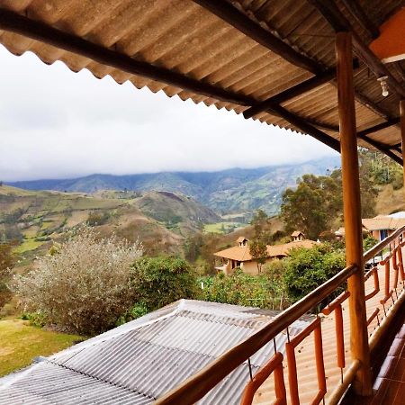 Hostal Taita Cristobal Isinlivi Екстериор снимка