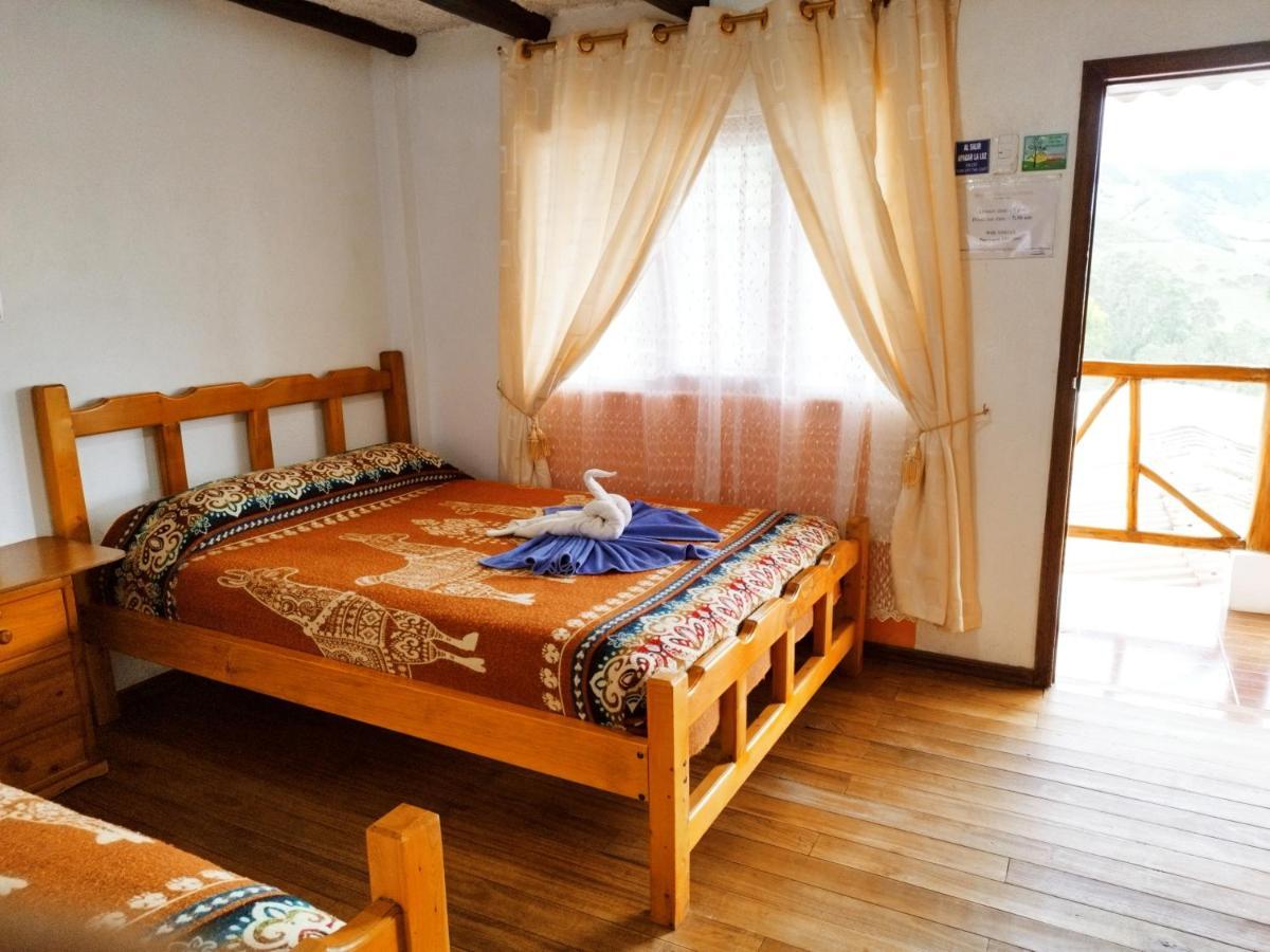 Hostal Taita Cristobal Isinlivi Екстериор снимка